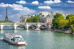 Paris, ancien, arbre, attraction, bateau, bateau mouche, berges, bleu, capitale, ciel, cityscape, clbre, destination, downtown, eau, eiffel, europe, fleuve, franais, france, historique, monument, nuages, parisien, patrimoine, paysage, pittoresque, pniche, pont, presqu'ile, printemps, quai, rive, rivire, seine, site, symbole, t, tour, tour eiffel, tourisme, touristique, urbain, vacances, ville, voyage, vue