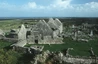 Ruinen der sogenannten Sieben Heiligen Kirchen auf den Aran Inseln