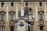 Das Rathaus von Catiania mit dem Elefantenbrunnen - Fontana dell' Elefante - Wahrzeichen der Stadt