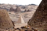 Blick auf die südlichen Pyramiden von Meroe