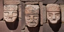 Inkaruinen von Tiahuanaco bei La Paz - UNESCO-Welterbe - abgesenkte Tempel-Kopfskulptur