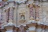 San Cristobal de las Casas - Kirche Santo Domingo im Churriguresco Stil, eine Vermischung der spanischen Architektur mit der indianischen. Später ist dieser Stil nach Spanien reimportiert worden. 