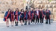 Absolventen der Hochschule zum Fototermin, Antalya