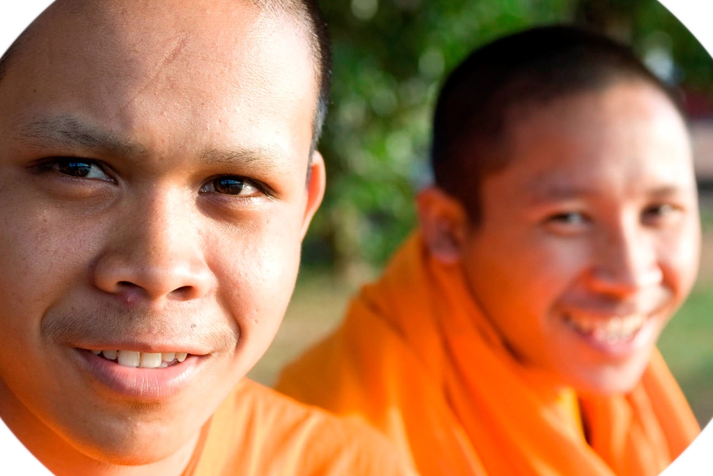 Zwei junge Mönche in Pakse
