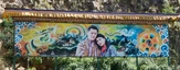 Bhutan: das Königspaar ist allgegenwärtig