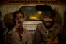 Gesellige Autofahrer auf dem Weg von Orcha nach Khajuraho