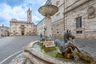 Ascoli Piceno - Piazza Arringo mit Bischofspalazzo und Dom