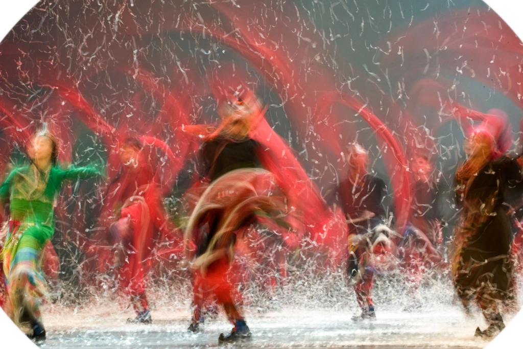 Kunming: Dynamische Yunnan Show - Das Grand Original Native Song & Dance Medley - großartig!
