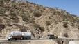 Schwerer Lastverkehr auf der Fahrt nach Asmara