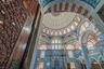 Istanbul: die Rüstem Pascha Moschee, eine kleine, aber feine Moschee des Baumeisters Sinan.